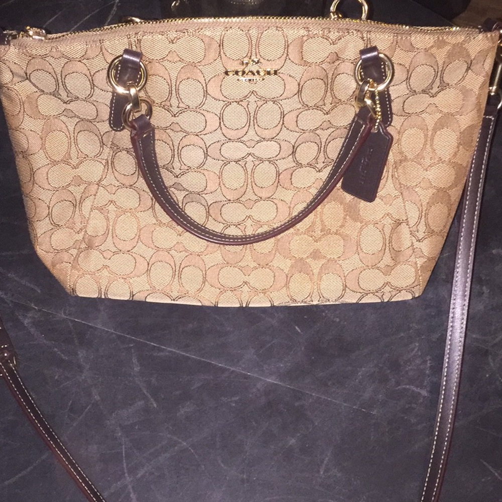 🆕 COACH ❕❕❕ Canvas Handbag